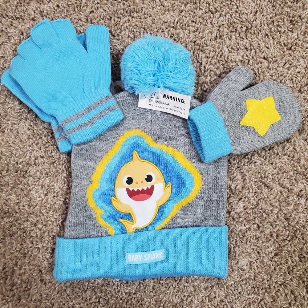 New Baby Shark Grey Blue‎ 3 piece Mitten Hate Set Toddler